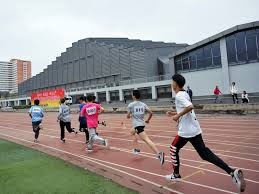 快船只有努力追勇士了